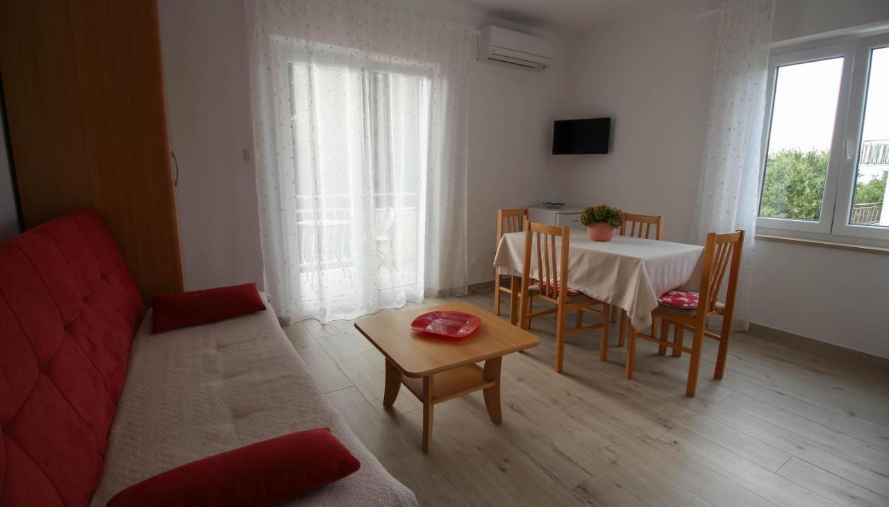 Apartments Ljerka Малинська Екстер'єр фото